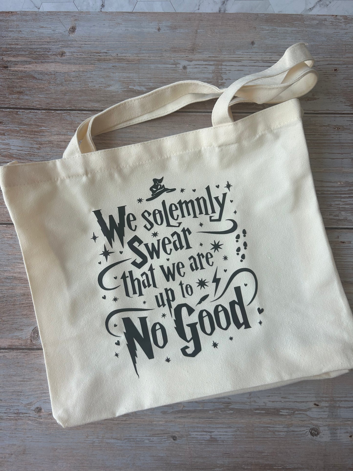Wizarding World-Inspired Gift Box
